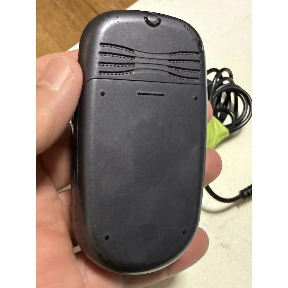 LG VX8350 - Gray and Black ( Verizon ) Cellular Flip Phone